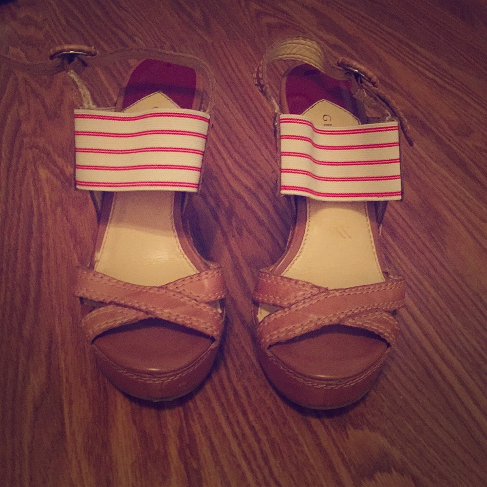 Tan leather wedges